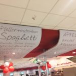 gebogen plafond winkelinrichting interieurbouw