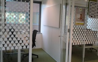 Geluidsoverlast op gelost met geluidsdempend paneel neutraal