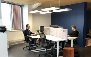 Bureauscherm kantoortuin Achterhoek Performance Center PR-Runner akoestisch Bureauscherm kantoortuin Achterhoek Performance Center PR-Runner akoestisch